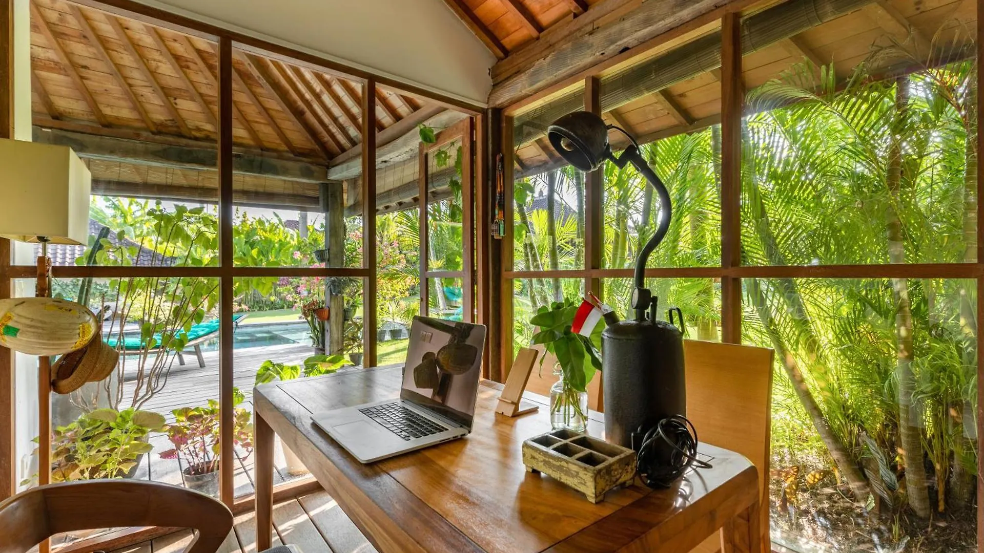 Villa Tago - 5 Bedroom Villa In Umalas Kerobokan